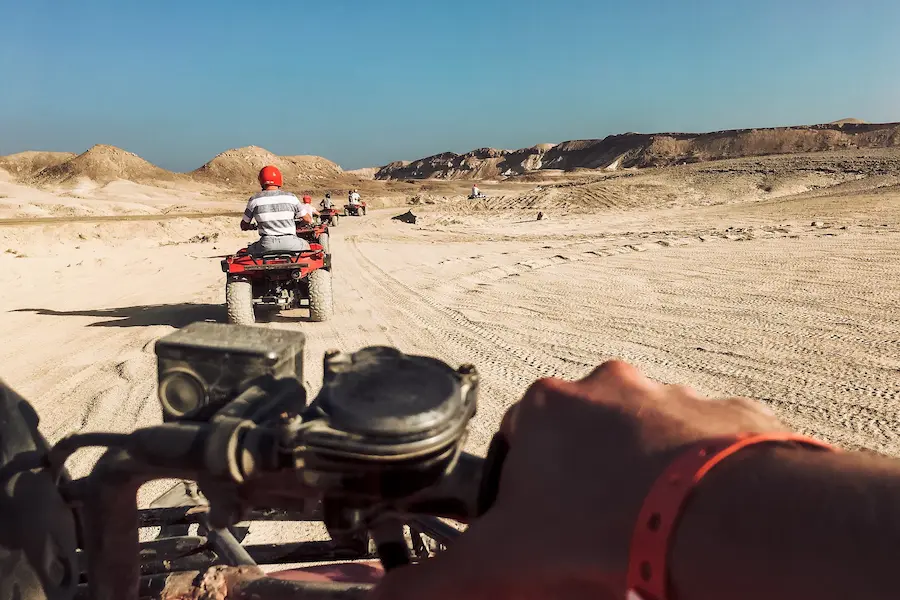 Quad et balade à dos de dromadaire dans le désert d'Agafay