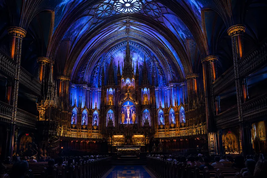 AURA immersive light show inside Notre-Dame Basilica in Montreal
