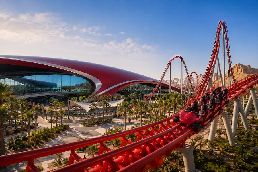 Ferrari World Abu Dhabi aux Émirats arabes unis