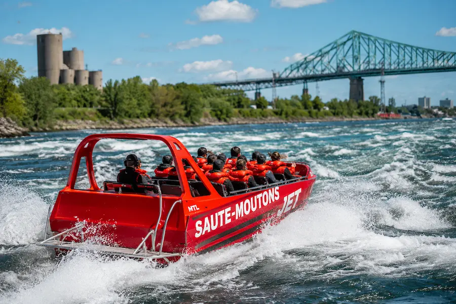 Jet boat adventure through the Lachine Rapids in Montreal